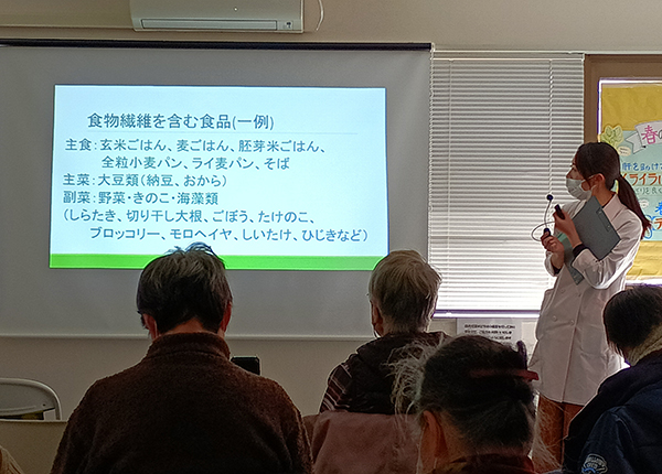 第67回健康サポート相談会「薬剤師（薬膳ライフデザイナー）と管理栄養士による講演会」の様子01
