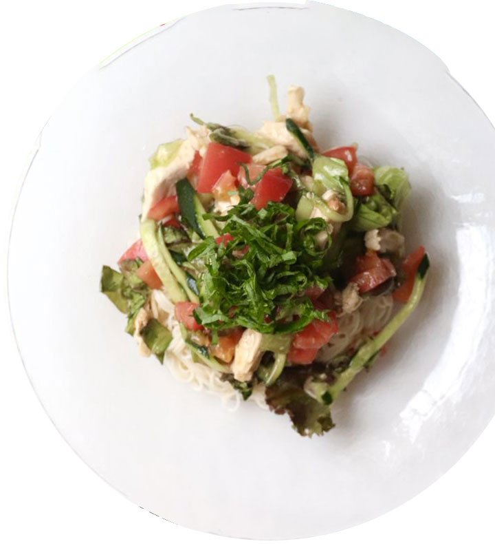 トマトの塩麹ぶっかけそうめん